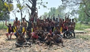 गाँव की होली: बदलते समय का आईना